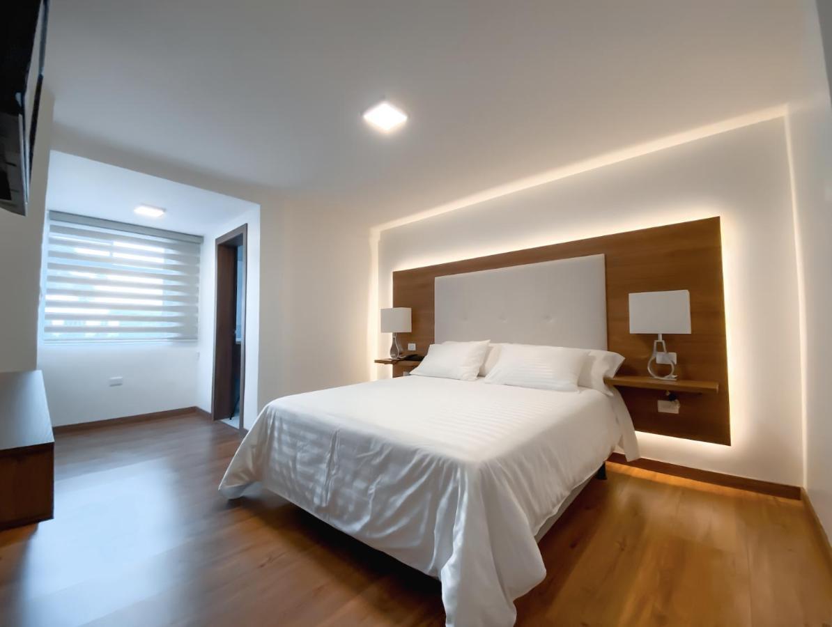 Hotel Miraflores Ambato Eksteriør billede
