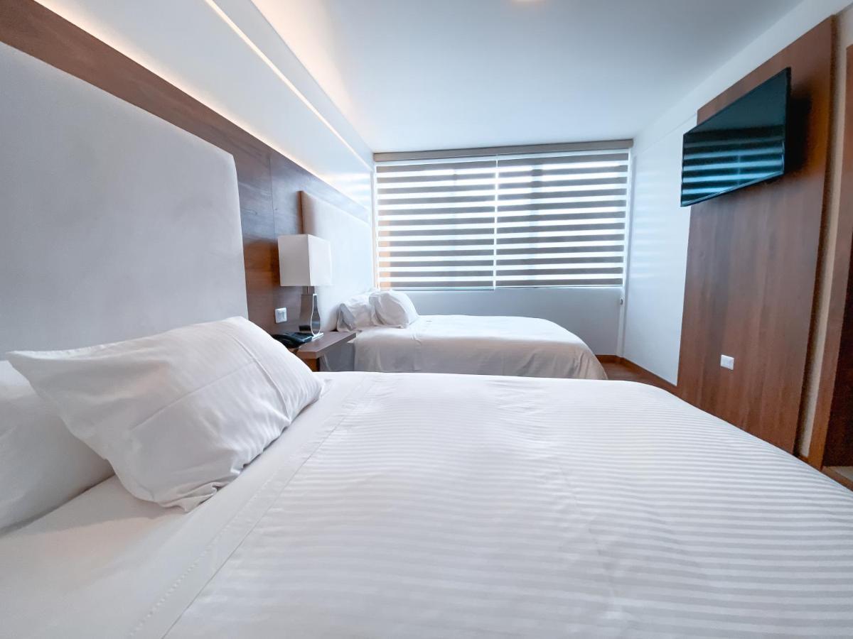 Hotel Miraflores Ambato Eksteriør billede